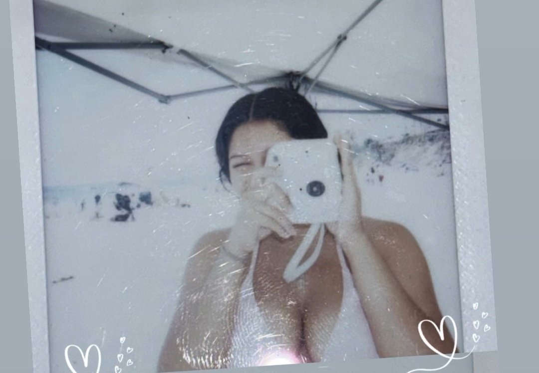 bbgg79ku's tweet photo. Irl amanda 17 https://t.co/bjTJkPOuhm