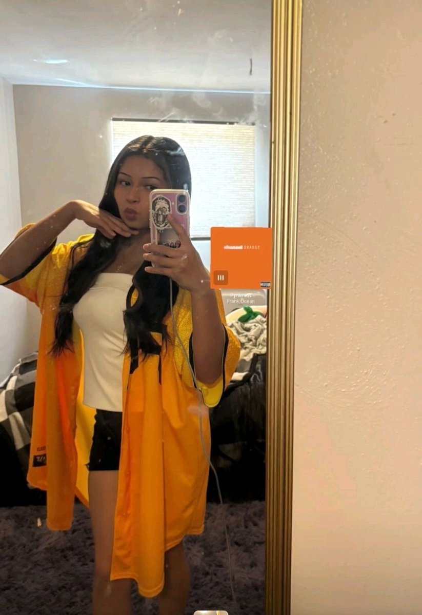 bbgg79ku's tweet photo. Irl amanda 17 https://t.co/bjTJkPOuhm