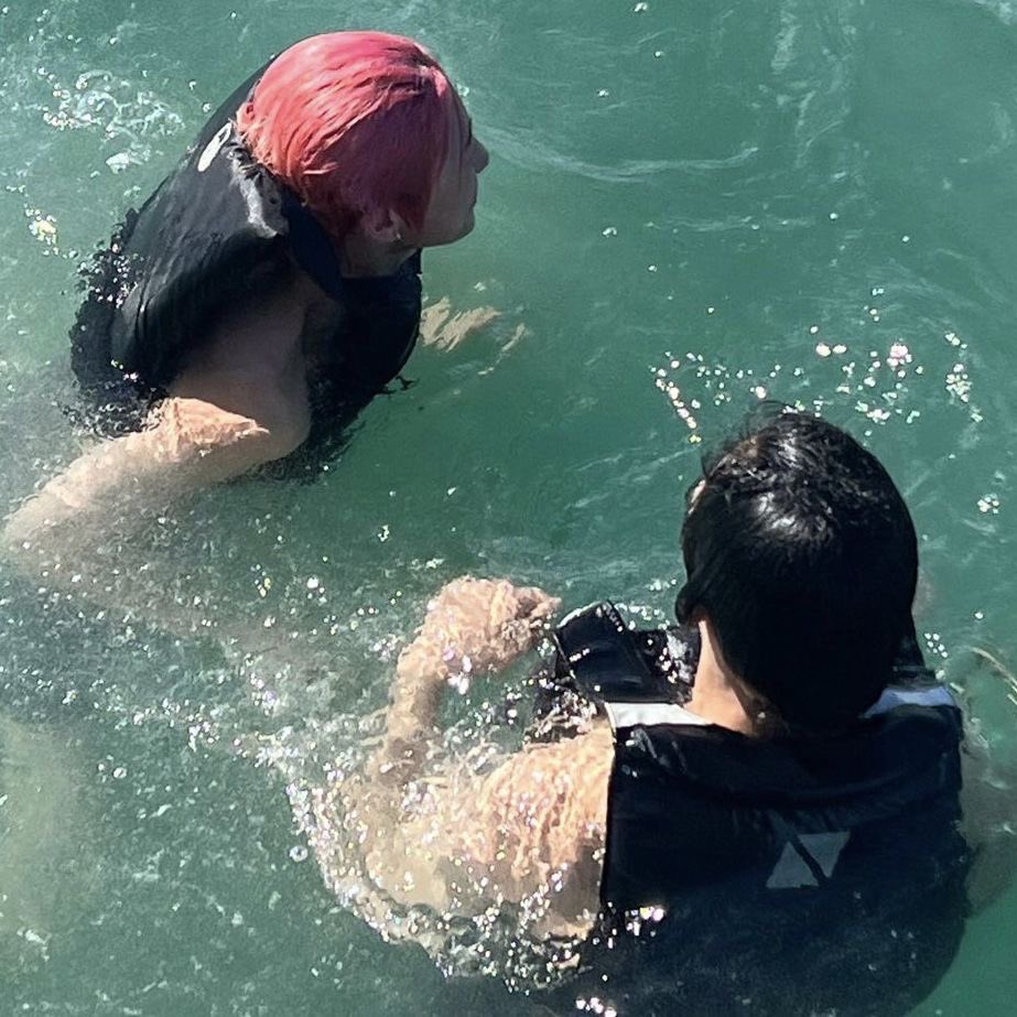 aprildrifts's tweet photo. night dates in europe, museum dates, photobooths, beach dates.. you can’t tell me they’re not in those pinterest boyfriends tab https://t.co/ELRSBEIzwk
