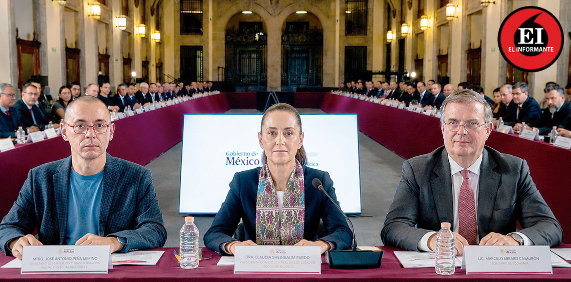 ElInformanteMX's tweet photo. @Claudiashein fortalece #diálogo con #empresas #IMMEX para impulsar #inversiones y #empleo
Se reunió con #representantes del #SectorManufacturero y #exportador para consolidar #ProyectosEstratégicos del #PlanMéxico.
Tags: @GobiernoMX @SE_mx @m_ebrard
https://t.co/TBV1shpwBx https://t.co/obfRZkmQaj