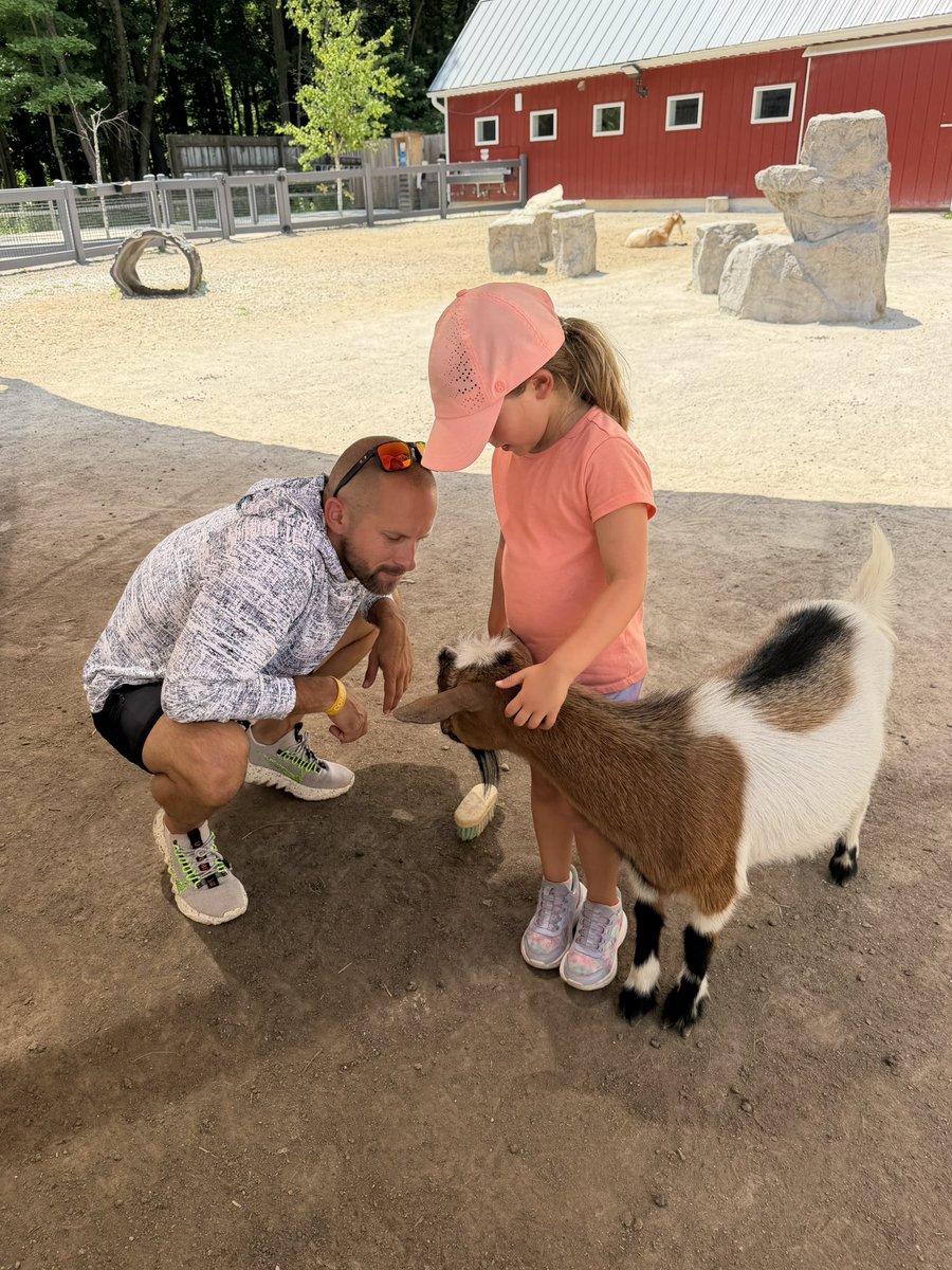 DSabock's tweet photo. Question of the day *** should we buy a dog 🐕 or goat 🐐 https://t.co/PjZ4vkGn50