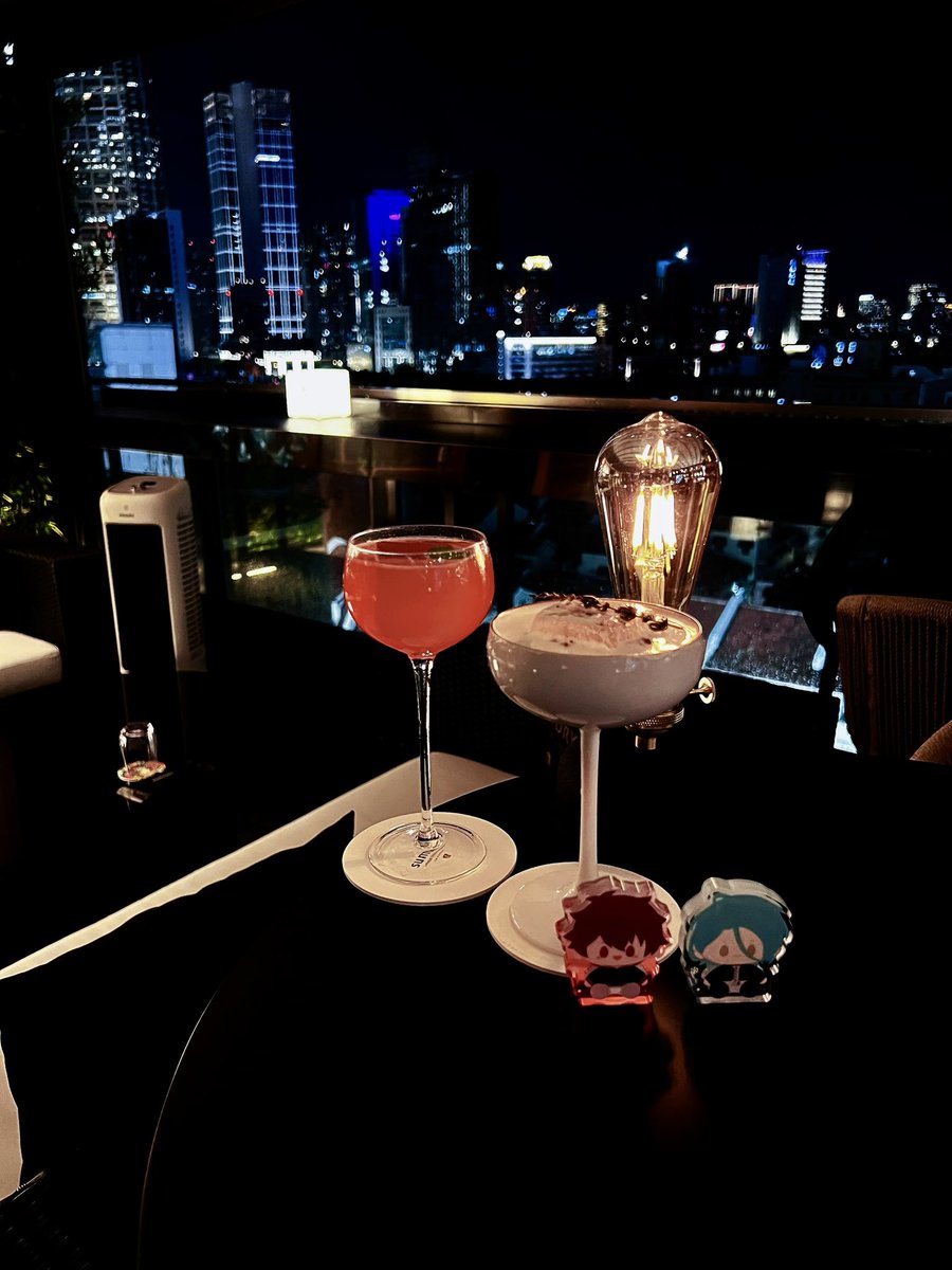 R_mi77_'s tweet photo. 🍸 https://t.co/9n0sVPjeqd