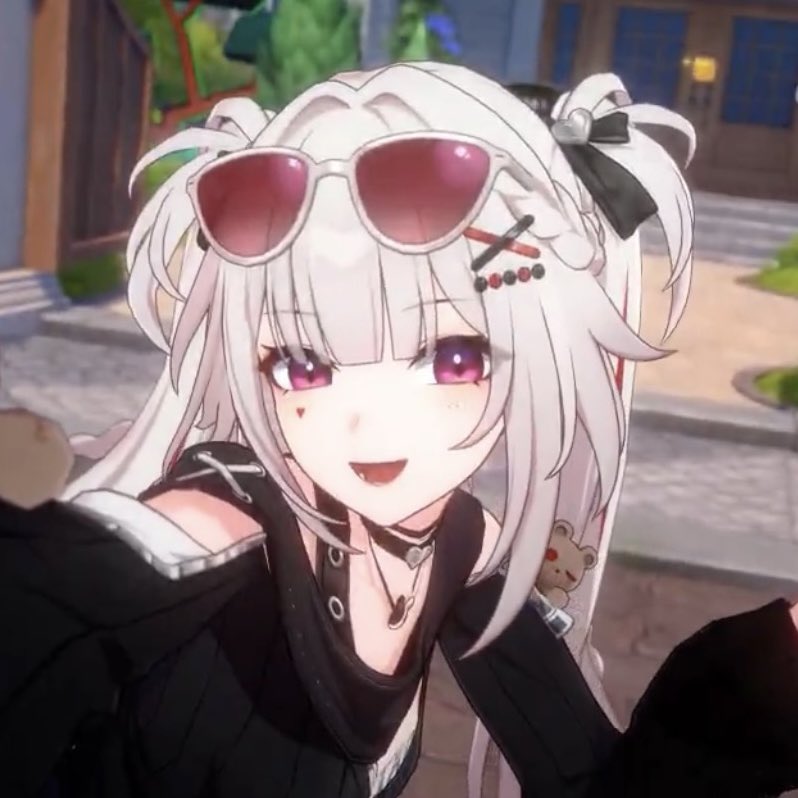 aya 🦚 tweet media