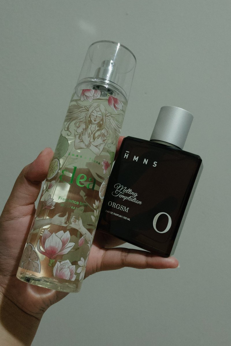 linskinjournal's tweet photo. gen Z punya duit:

- beli apple product (ipad for netflix)
- PASANG BEHEL (wajib untuk capai gigi rapi)
- PARFUM BIAR WANGI (bau badan? no way)
- sneakers hype tp tetep NYAMAN NO 1 https://t.co/zHk0ehKExz
