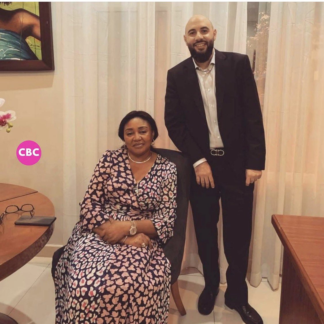 baelenge_irenge's tweet photo. #RDC : #Shadary et #Minaku du #PPRD sont gardés par le régime #Tshisekedi dans la résidence d’Abed #Achour, l’homme à tout faire de la Première dame @DeniseNyakeru . Selon une source, ces deux proches de #Kabila seront utilisés dans les tractations qui devraient bientôt débuter afin de se passer de #Kabila et permettre à #Tshisekedi de glisser en douceur.