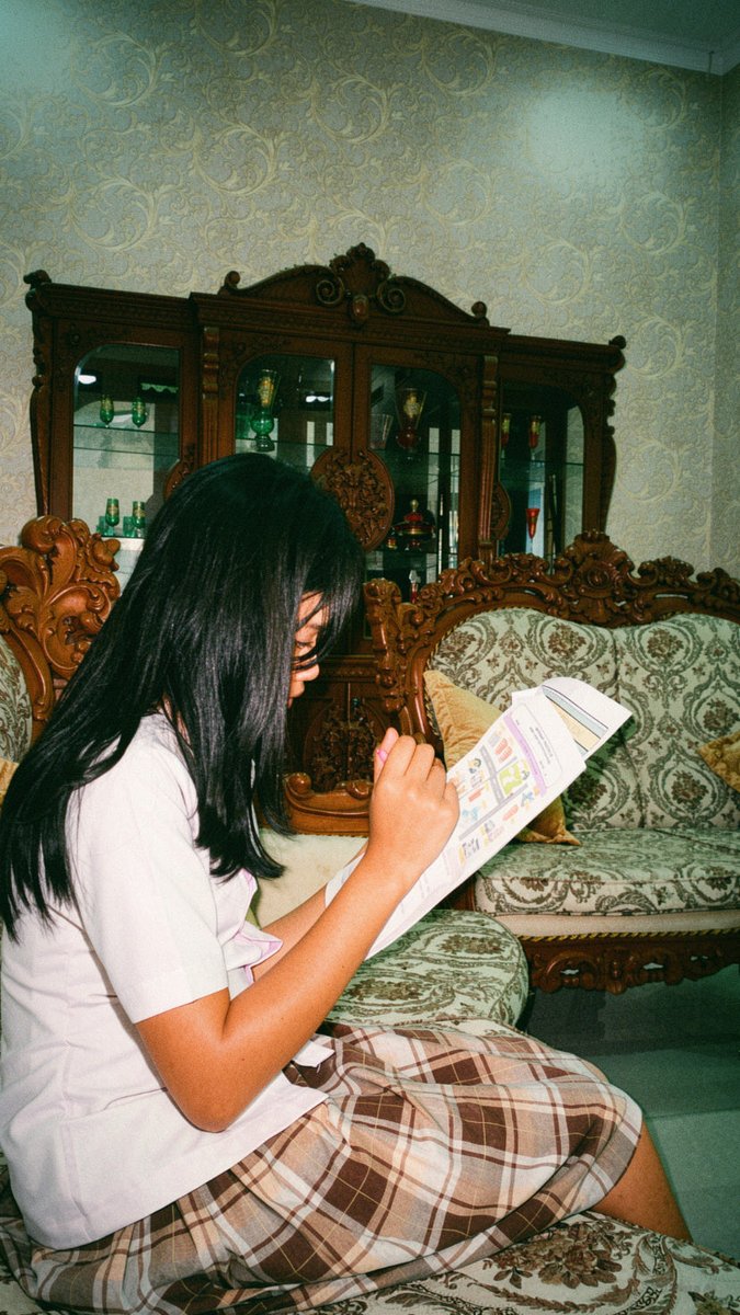 auliariski46654's tweet photo. hi! aku guru private yang bisa ngajar dari pra-sekolah (les calistung), SD, SMP, dan SMA. jadwalku masih ada yang kosong, kalo kalian ada yang mau private bisa chat aku yaa!🤩🙇🏼‍♀️ https://t.co/hv1JzXRT0e