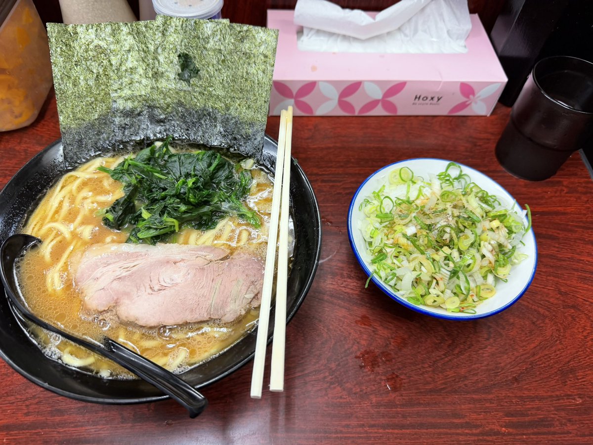 msbrt_09's tweet photo. 流れで一瞬オタクとエンカして、ラーメン食べて帰るなど https://t.co/fKxB6prcHy