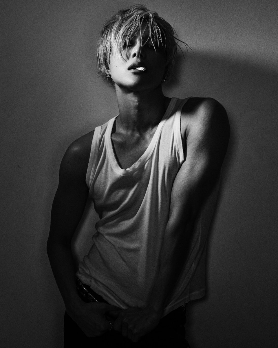 xoalsox_base's tweet photo. This is the gag of the century. #TAEMIN in Damon Baker’s lenses. https://t.co/77EeeOdNNZ