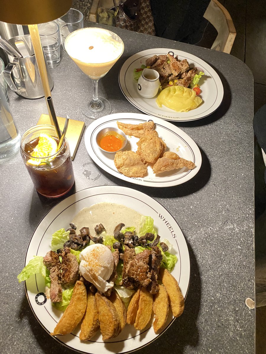 rambleszn's tweet photo. Gue lagi dinner ama Keonho wkwk https://t.co/7VXyFoHFlw