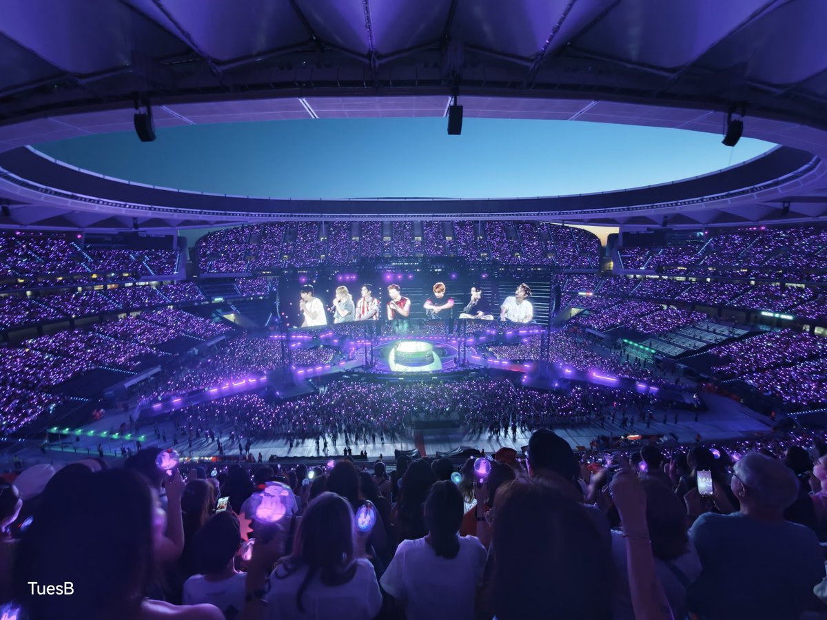 TuesBorn's tweet photo. Any UK ARMY want to follow me. I bought a new phone with a better camera so I will be doing a photo dump after the concert 🤣😁. 
Here’s some from Madrid. https://t.co/k5ofpI2OHu
