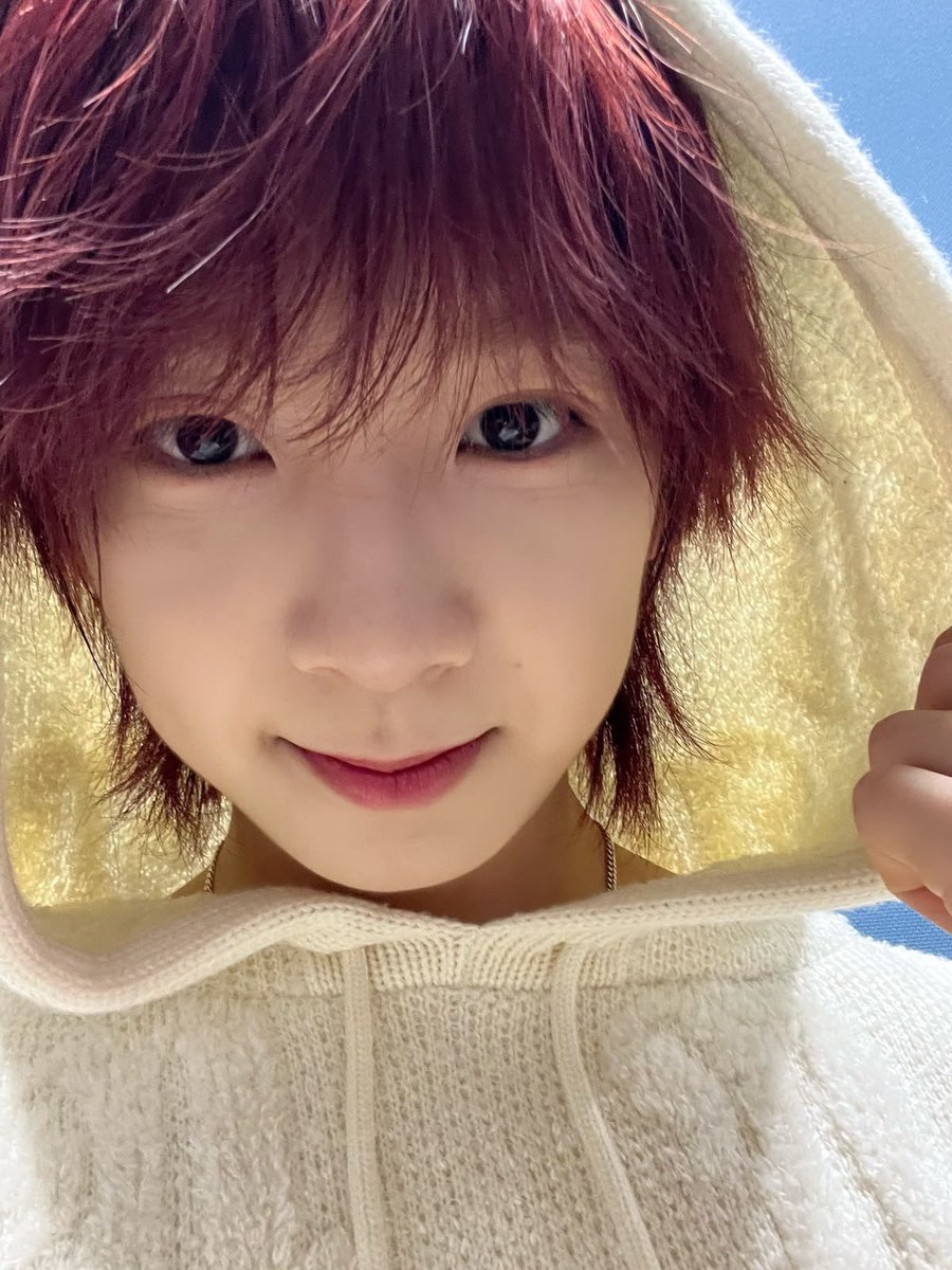 itsnotemii_'s tweet photo. hiiihii im emi !!! (˶>⩊<˶)
im an 09 &amp; i turned 17 not long ago !
ult groups - idntt , nct , a&amp;o , 8turn , flareu  , ahof , nexz ⋆˚꩜｡
ult biases - heeju , kyrell , brian , hyui , han , woojin , yungyu , haechan , jaehee
if you especially like idntt i wanna be your bff   ܸ.ˬ.ܸ https://t.co/0ierppcIED