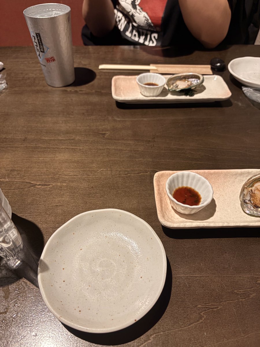 kyrie110884's tweet photo. えるどらいぶと飲んでんだって言ってんの https://t.co/BPOGh1os7t