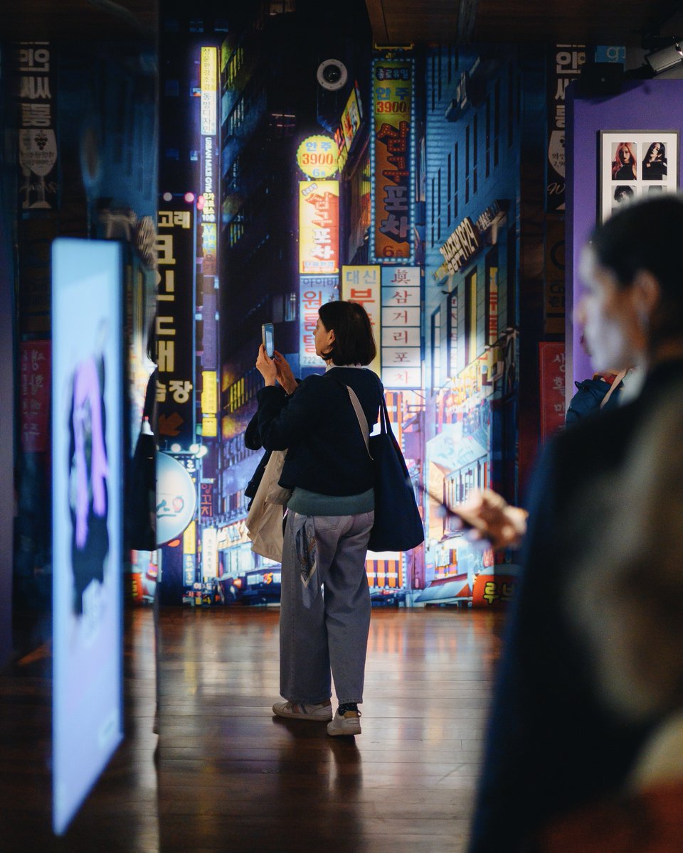 MuseeGuimet's tweet photo. Il ne vous reste plus que quelques jours pour explorer l’exposition "K-Beauty. Beauté coréenne, histoire d'un phénomène" ✨ 

Fin de l'exposition ce lundi 6 juillet !  

🎟️ Gratuit pour les -26 ans
🔗+ d’infos sur https://t.co/ZQ5DcmiKQH

📷N. Fagot https://t.co/d30jfqZDkk