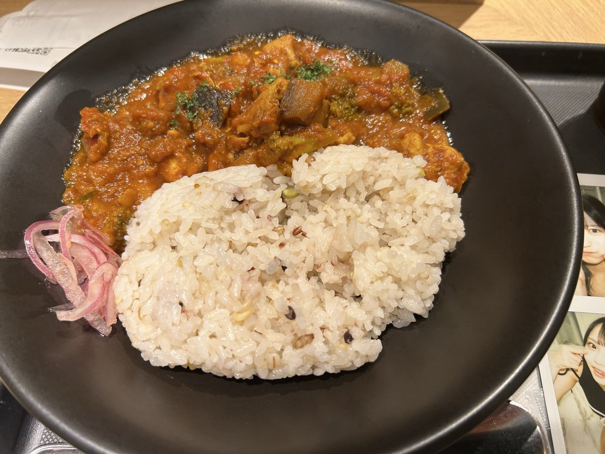 taka_thunder's tweet photo. チェキ飯カレー
#Mooove! https://t.co/vKBPMWDLXb