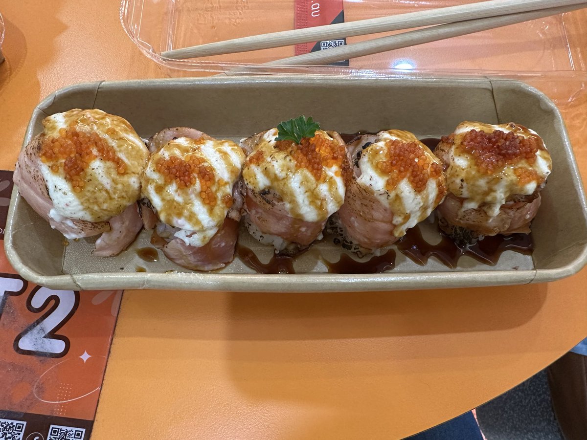 832kuma3's tweet photo. オーストラリア🇦🇺→インド🇮🇳→タイ🇹🇭→日本🇯🇵 https://t.co/edfJxax9kb