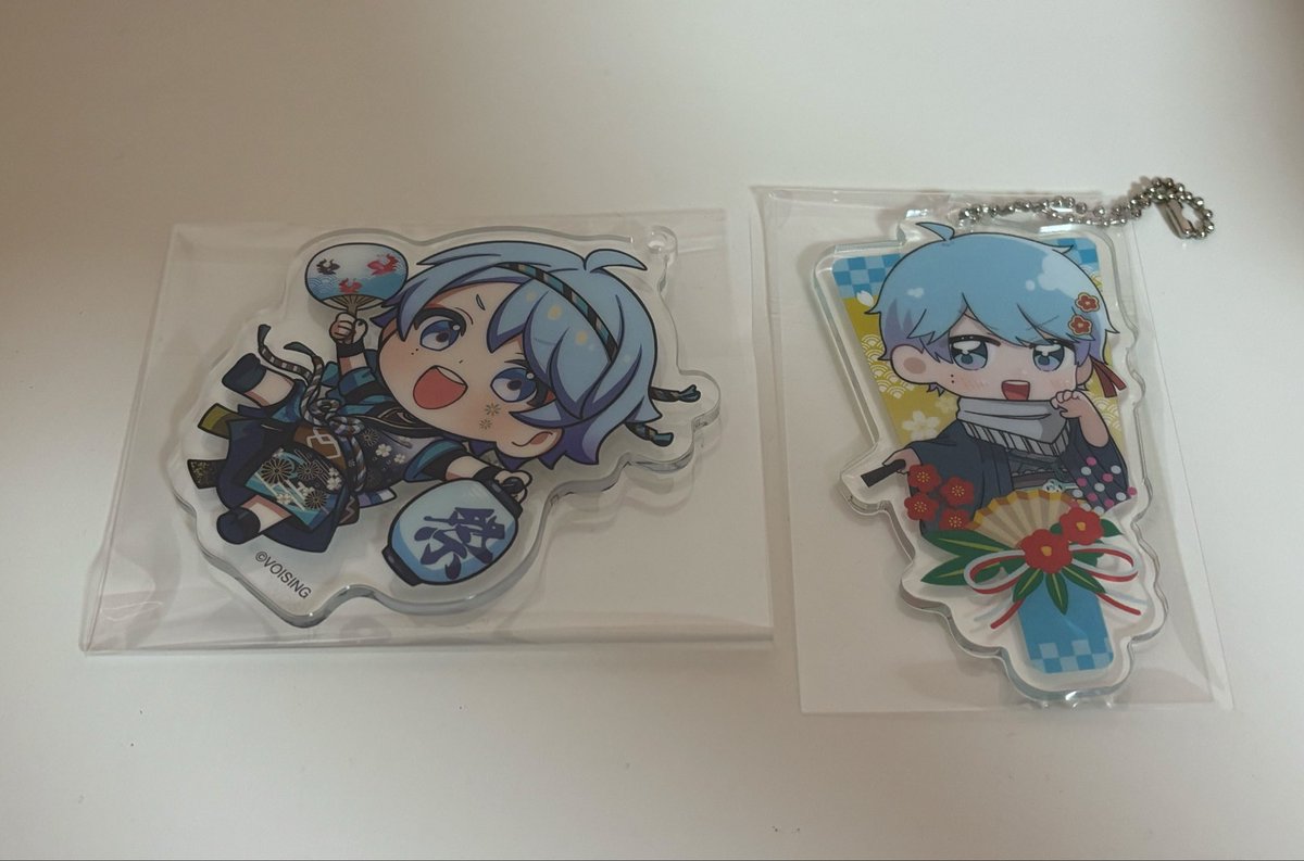 hoshi_torihik's tweet photo. 求：送料込0.1〈PayPayマネーのみ〉
譲：画像のもの

2つセット、所々傷があります。
お気軽にお声掛けください🎀
 #いれいすグッズ交換  #いれいすグッズ譲渡  #いれいすグッズ買取 https://t.co/Zs9krIL6Qi