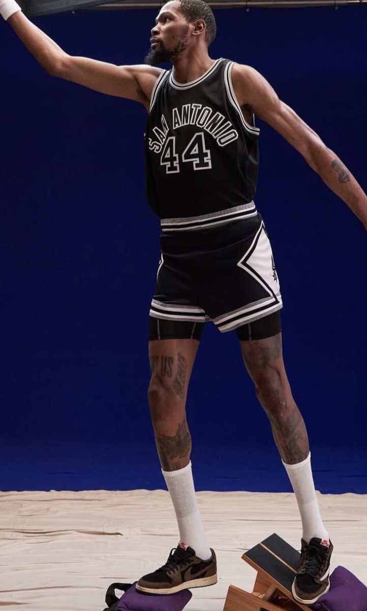 DwightHoward's tweet photo. Imagine KD on the spurs 👀 with Wemby https://t.co/Tdgrqteuu0