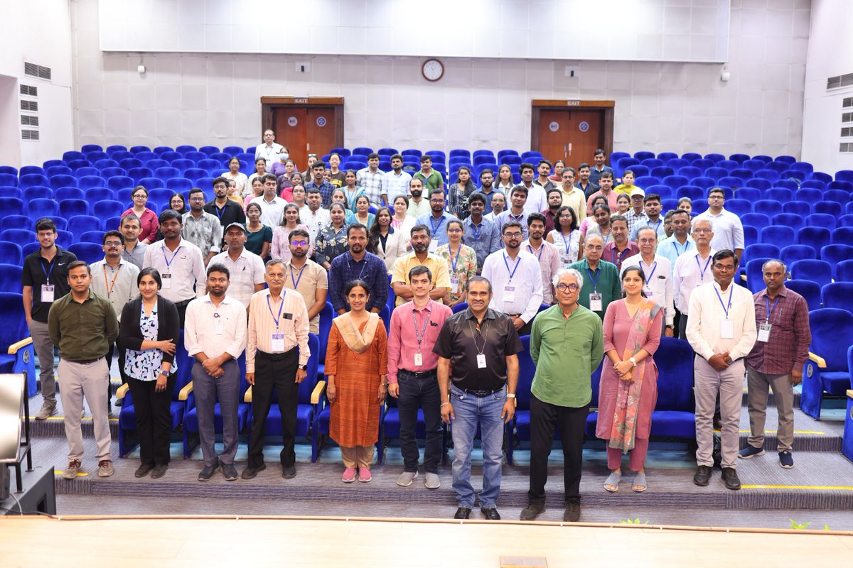 csiriict's tweet photo. The 2nd Tutorial Workshop on Continuous Process Intensification was successfully conducted at CSIR-IICT in association with FCPI.

@CSIRIndia @IndiaDST @CSIR_NIScPR 
#csiriict #ContinuousManufacturing #processintensification
#chemicalengineering #InnovationInEngineering https://t.co/STL6kkZ5lS