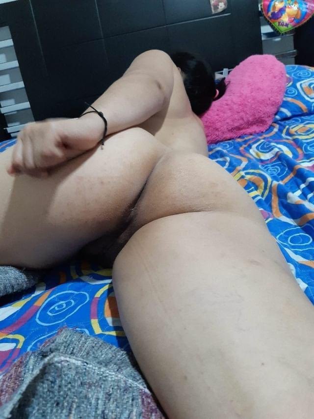 Pesimista0g's tweet photo. El cornudo sumiso se atrevió a mandar mas de su esposa, es toda un puta deliciosa, le falta es verga negra. Que opinan? https://t.co/xmSw6X9lmR