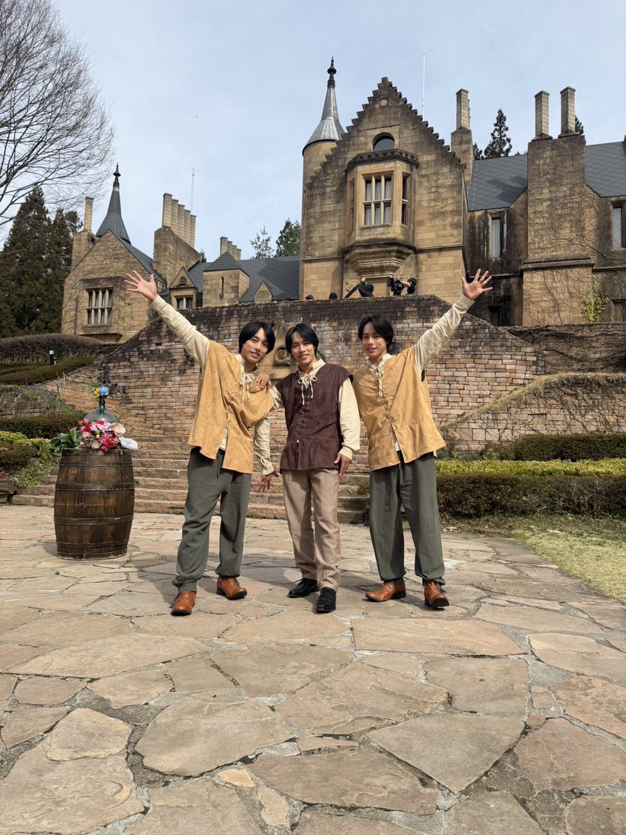 ahy_triplets's tweet photo. ／
  出演情報📢
＼

エスドラ『恋せよ、御曹司』に僕たち3人が登場してます😎
みなさん是非チェックしてみてね✨

https://t.co/TyxcYhAJ9d

@esu_dora 

#恋せよ_御曹司 #トゥンク #エスドラ https://t.co/cgEM0ZNUKP