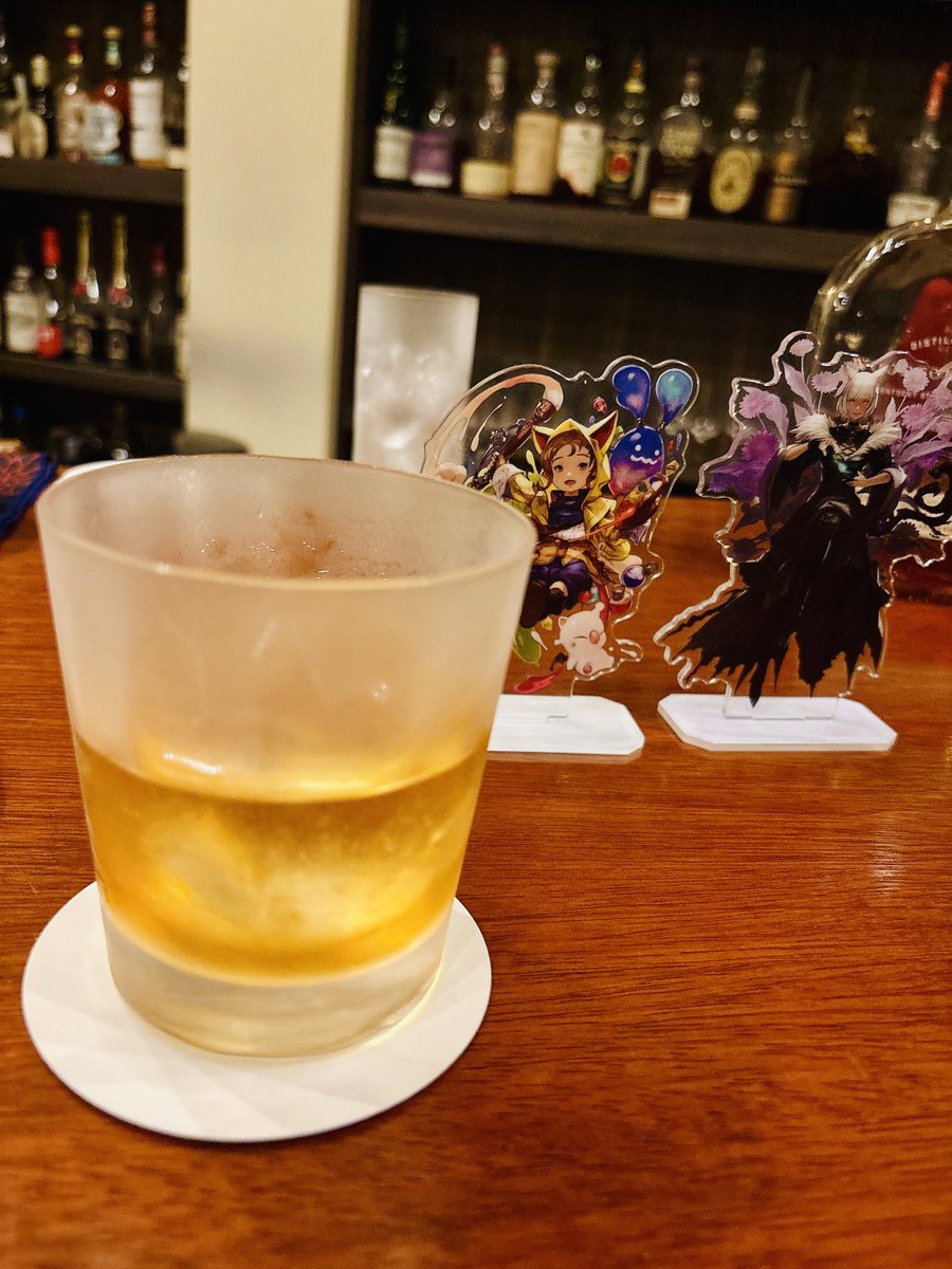Alter_Drinker's tweet photo. 大好きなウッドフォードリザーブ飲んで退店🥃
また遊びに行きます〜！

……後ろのクルルとママにピントが合ってしまった👀

#BarRing
#エオルゼア飲酒部 https://t.co/h7973x5BY5
