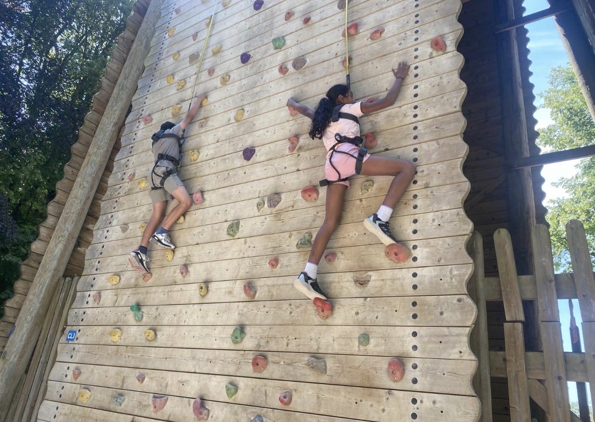 Centralprimary's tweet photo. Group 2 climbing https://t.co/uFrunrAM21