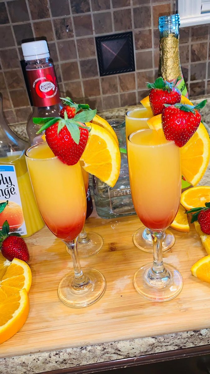 bossbabejass's tweet photo. Mimosa Lovers 😍 https://t.co/WxkN1Jy75Q