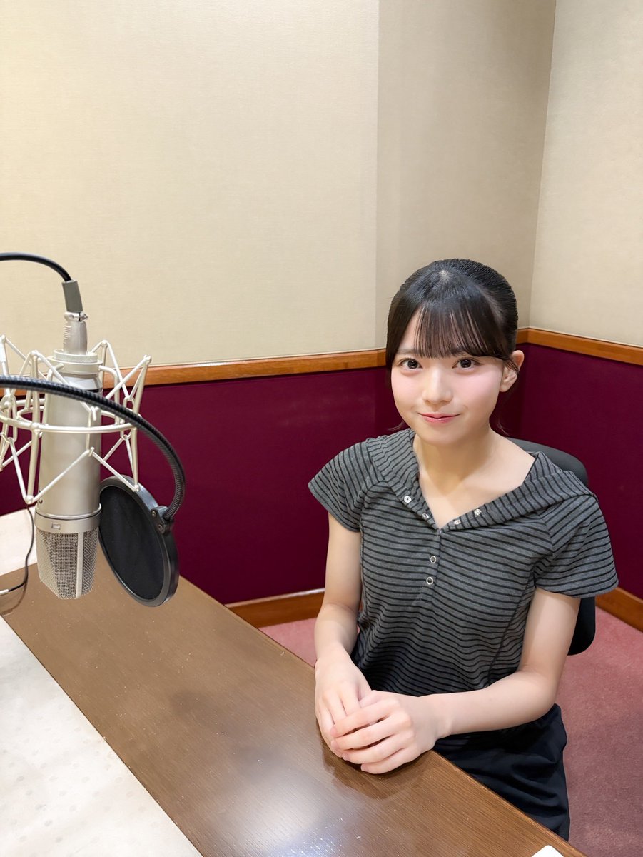 nogizaka46's tweet photo. 本日26:00～テレビ東京「東京パソコンクラブ」に #吉田綾乃クリスティー #弓木奈於 #大越ひなの が出演！
7月のナレーションは #瀬戸口心月 が務めます☀️

ぜひ、ご覧ください‼️

見逃し配信は「ネットもテレ東」「TVer」でチェックしてみてください👀
▶︎ https://t.co/SdqWEF4qC7

#東京パソコンクラブ
#乃木坂46