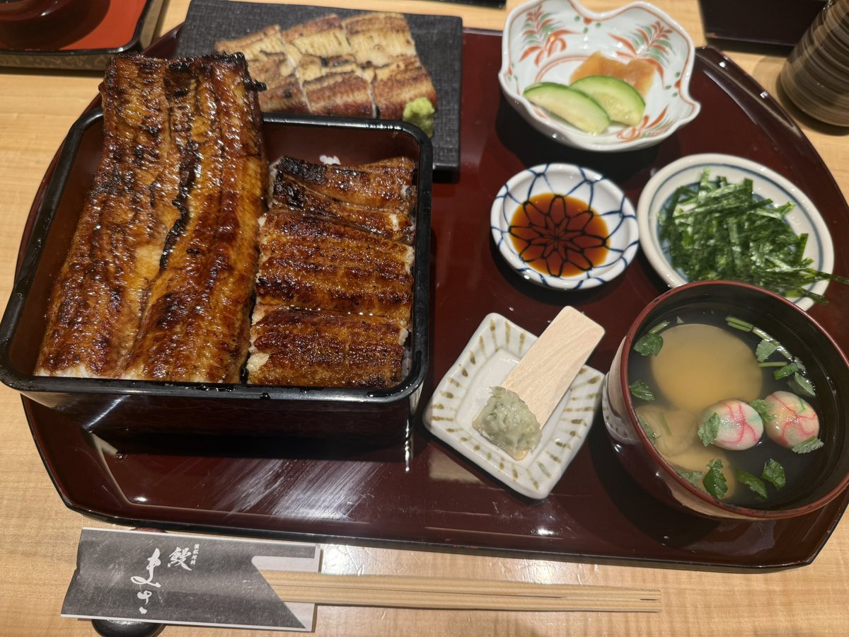 5233_nks's tweet photo. 白焼き初めて食べた！ https://t.co/DjOGzDrNcM