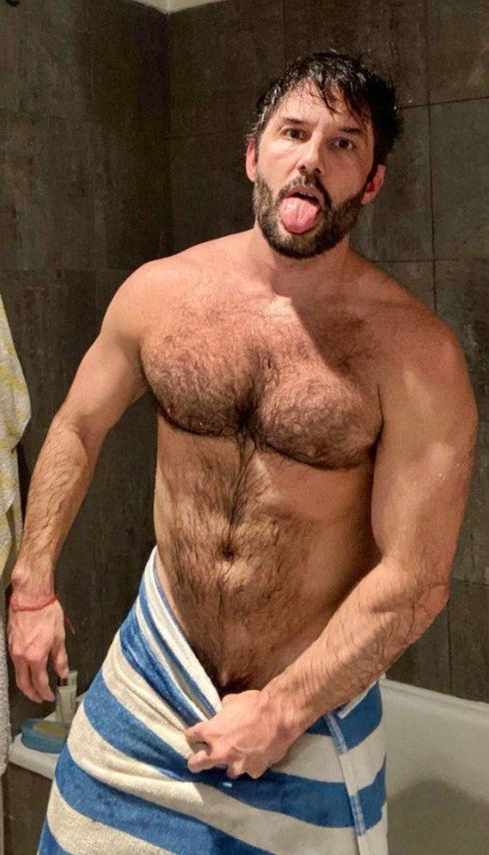 mattyrec's tweet photo. Every locker room has one of these guys...thankfully https://t.co/SJGqsTzGnO