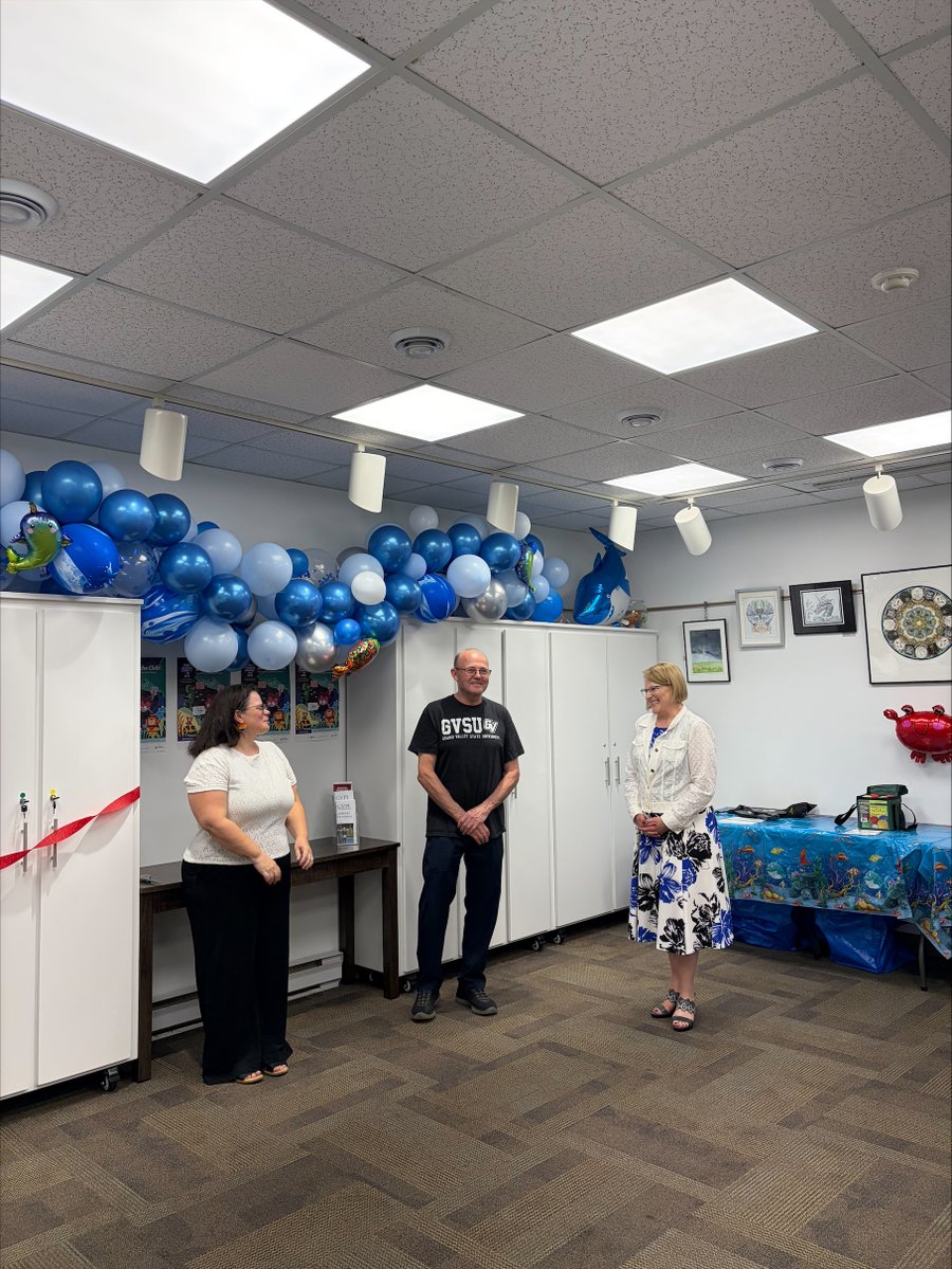 SylviaJonesMPP's tweet photo. Our government is proud to support the Town of #GrandValley with a $20,000 Ontario Trillium Foundation grant to expand opportunities for residents of all ages with their new Library of Things initiative.

Learn more: https://t.co/MrNU9GxuJK https://t.co/69MHWWSvrS