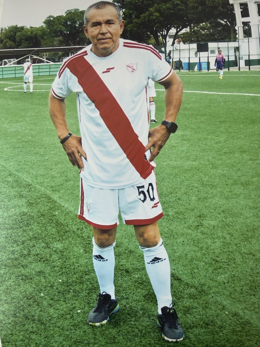 MoisesTeranFig1's tweet photo. Tarde de futbol gracias padre mío x permitirme todavía poder hacer lo que más me gusta https://t.co/LoAXY1SJPG