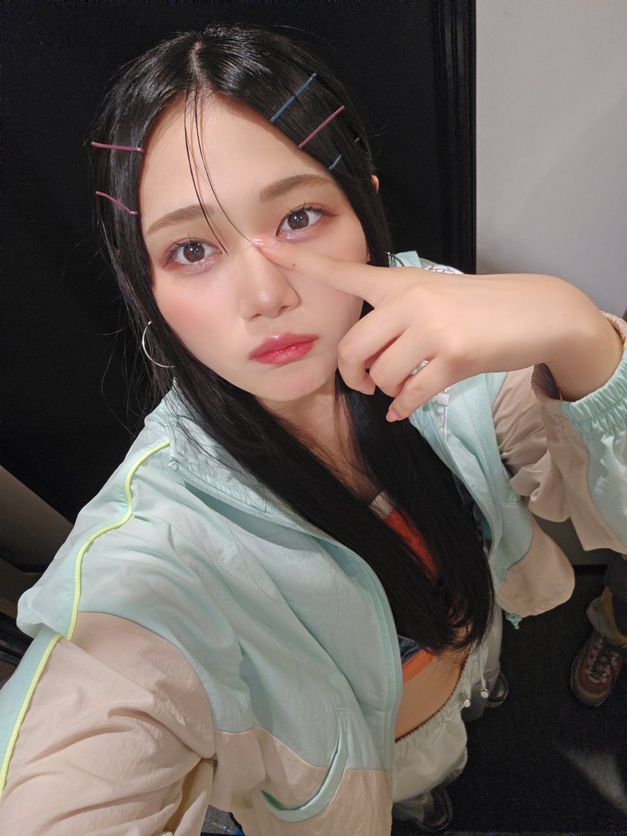 may_pgp's tweet photo. フリラツアーファイナル in 汐留シオサイト ありがとうございますﾝｽﾝ✨

今日は薄めの前髪2本でした( ˙꒳​˙ )v

いろんなところ行けて、いろんな人に会えて楽しいツアーだった！
いっぱい会いに来てくれた人も最高ｾﾞﾖ

7月もいっぱいライブあるから楽しむぞー！！
#リンプラ https://t.co/Jxrx93HNkG