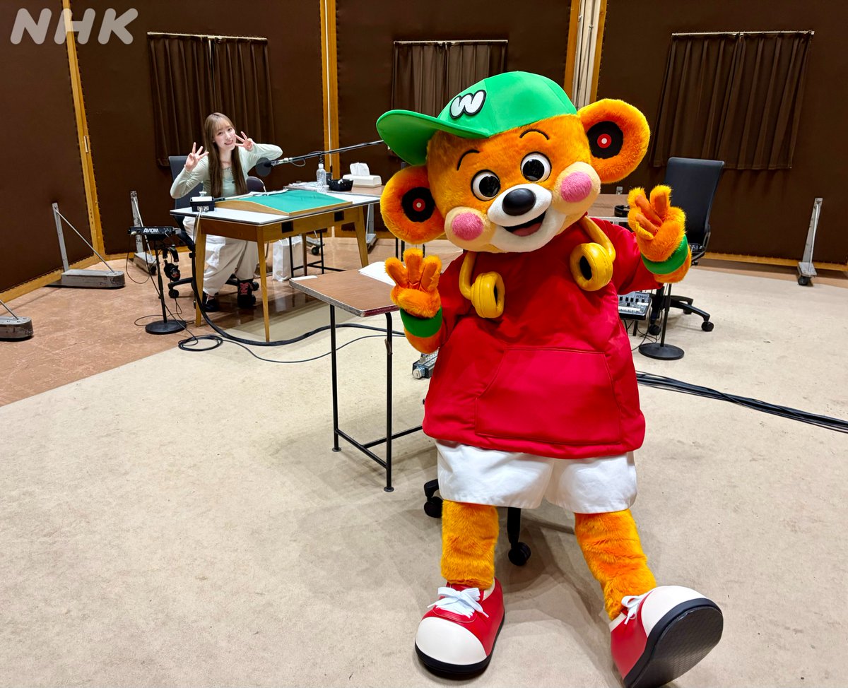 nhk_musicjp's tweet photo. 🎧#ミュージックライン🎧
💫#ウェイキー #Wakeys💫
💫#スピラスピカ #幹葉💫
2組が登場!
🔁放送終了から7日間 聴き逃し配信中🔁
🔻配信はコチラ
https://t.co/Syweh30ePC
DJ譜久村とウェイキーは
好きな食べ物が一緒!?
スピラ・スピカは韓国で阿波踊り?
アニメエンディングテーマ新曲の制作秘話も https://t.co/fAuASMWKuQ