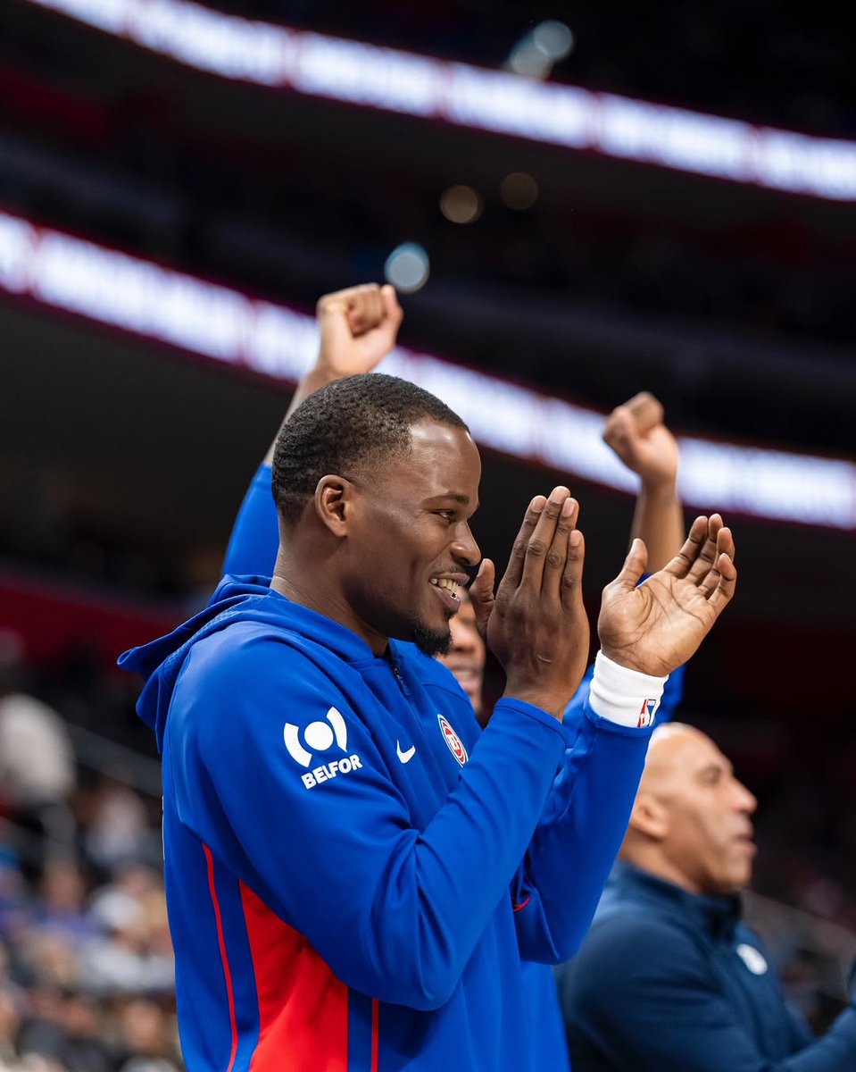 PistonsBrasil_'s tweet photo. O forward Javonte Green concordou com um contrato de 1 ano e 3,95M para retornar ao Detroit Pistons, segundo fontes da ESPN.

Na temporada passada, Green disputou todos os 82 jogos pelo Pistons, com médias de 6,9 pontos e 38,1% de 3.

🗞️ | @ShamsCharania https://t.co/3CxWzY5COs
