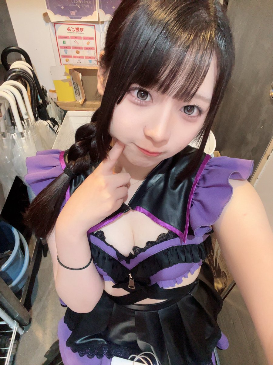 Mfnya___'s tweet photo. いつもと違うカメラアプリで撮ってみた https://t.co/ZFF74w7Igw