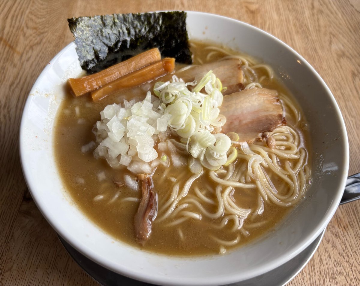 winter_orion's tweet photo. 久しぶりに新規開拓で美味しいラーメンでした✨
また是非行かせていただきます♪ https://t.co/4NamCPvVqQ