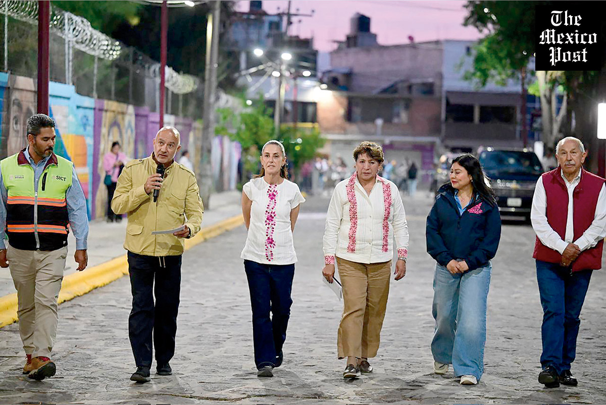 MexicoPost's tweet photo. #PlanIntegral de la #ZonaOriente transforma la vida de 10 #millones de #mexiquenses
#Gobiernos #federal, #estatal y #municipales impulsan 121 acciones en #salud, #infraestructura, #movilidad, #vivienda, #agua y #bienestar para reducir el #RezagoHistórico de la región.
Tags: @Edomex @delfinagomeza @SGGEdomex @horacioduarteo @GobiernoMX
https://t.co/MlMH87OL1H