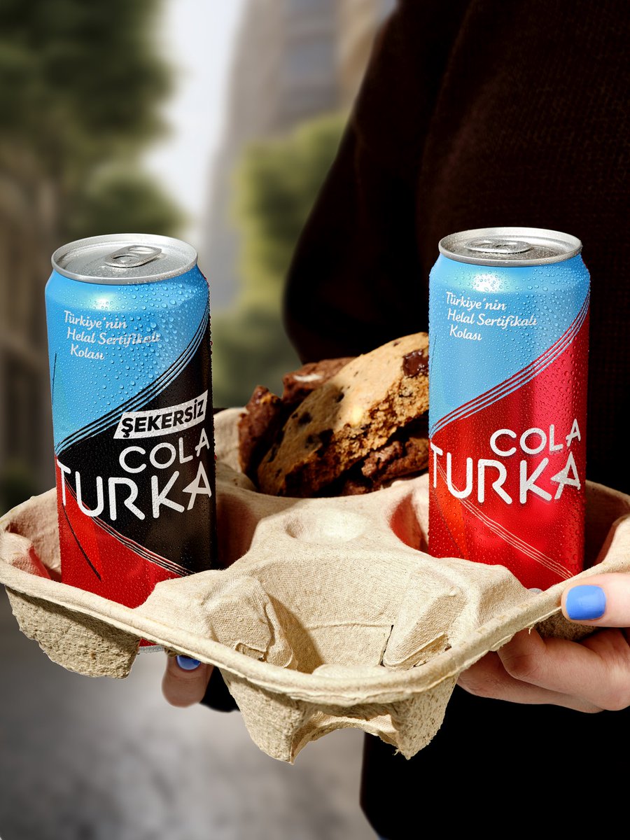 Cola_TurkaTR's tweet photo. Gerçek lezzet, yanına #ColaTurka ister 🥤🍪
Şekersiz ferahlık ya da klasik tat. Senin tercihin hangisi? https://t.co/DiKuAN5iSu
