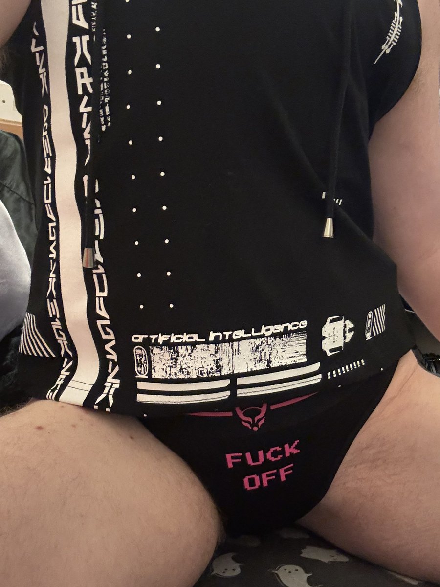 nsfwangeldusts's tweet photo. Which hole goes first?
#nsfw #nsfwtwt #selling #sellingcontent #ftmporn https://t.co/Rs3cFJwYV1
