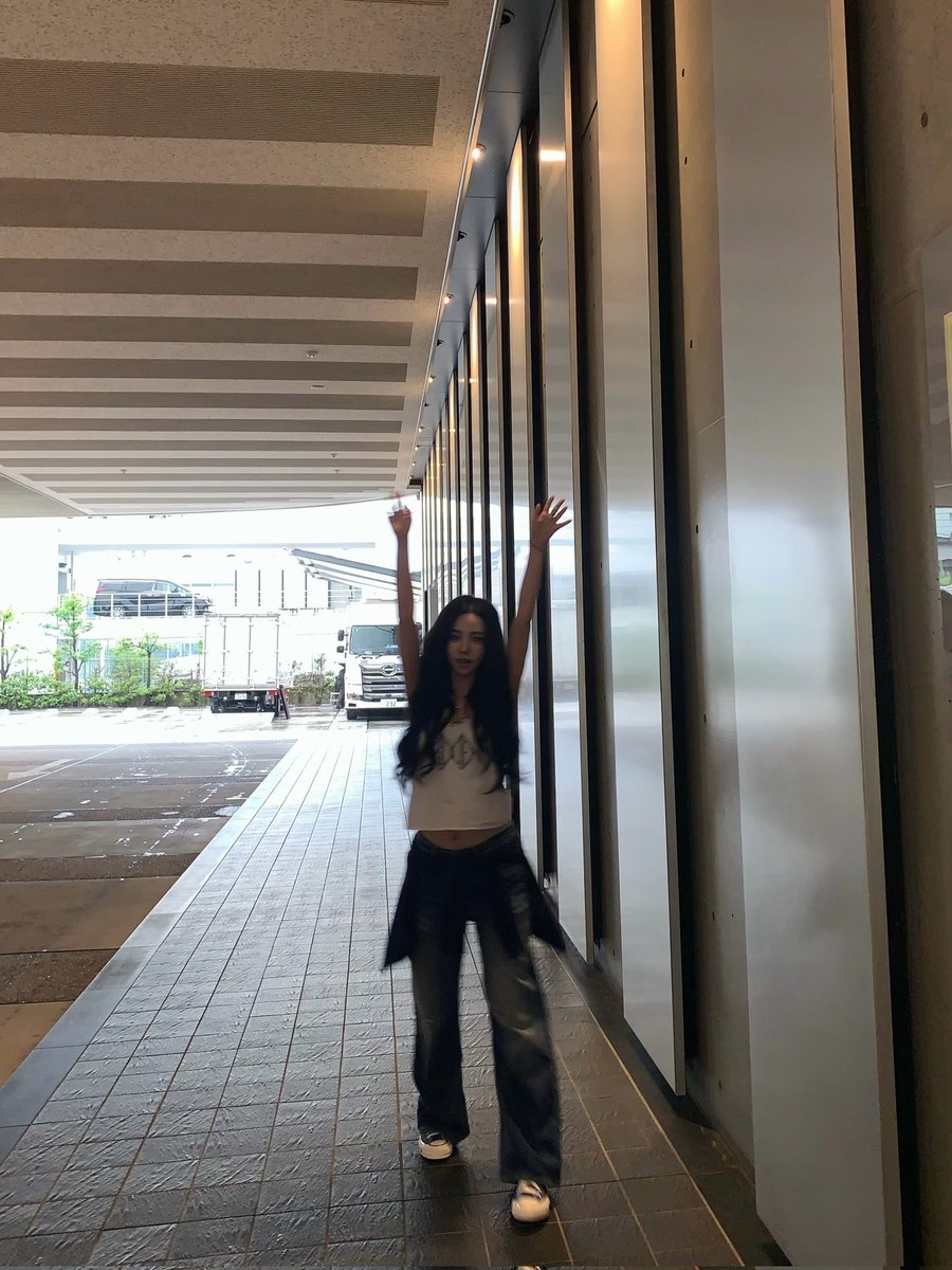katarnabluuu's tweet photo. 💦🐳

#KARINA #카리나 https://t.co/0odRH8mrtq