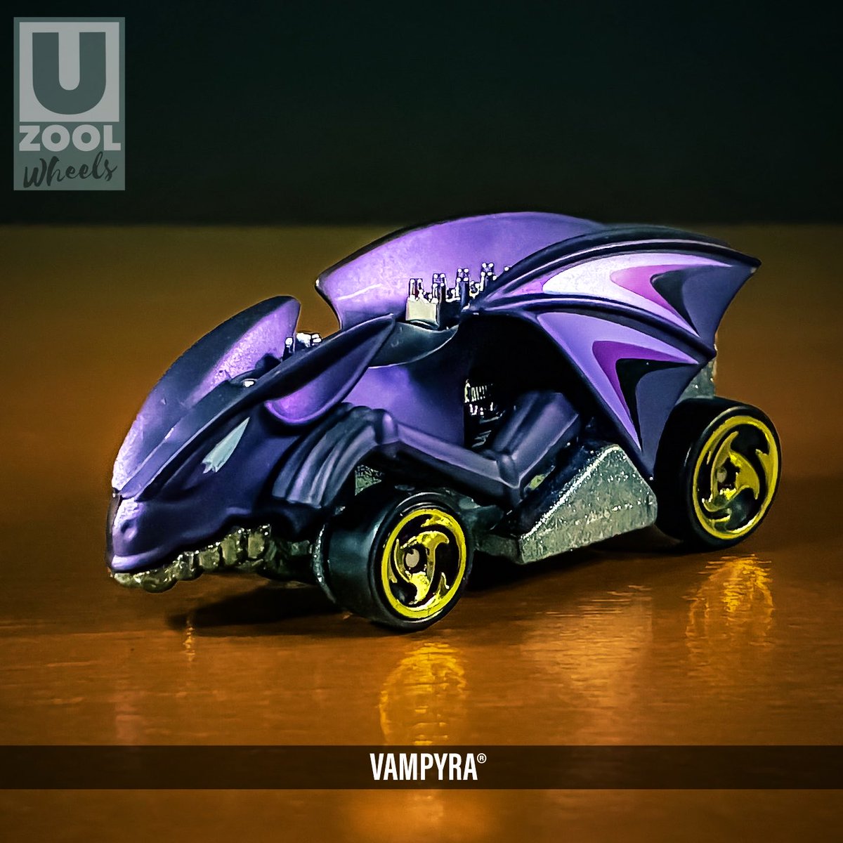 VAMPYRA ®︎ (2008) 「40 Years of Hot Wheels Set」というHW40周年 