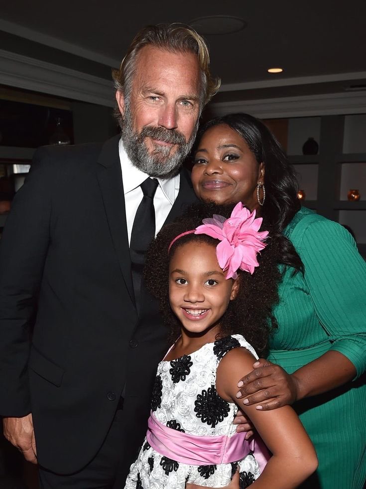 OfficiaBob's tweet photo. Kevin Costner and Octavia Spencer, 2014. https://t.co/LznJwk4grW
