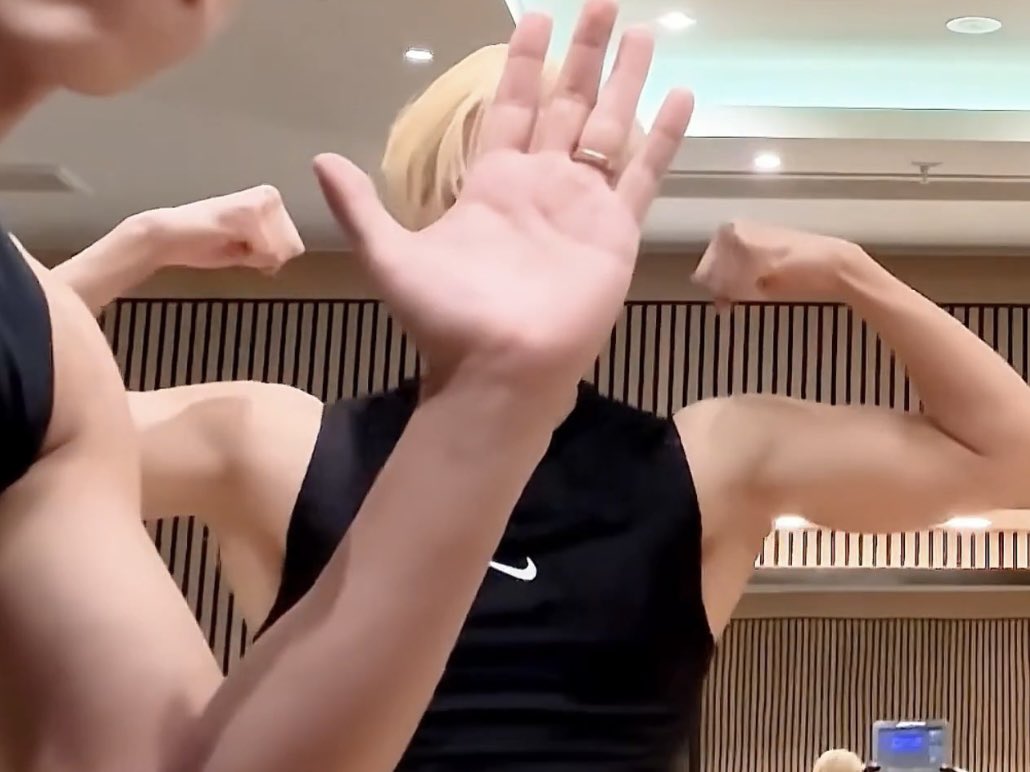 seonghwatop's tweet photo. https://t.co/LxF5xVwx78