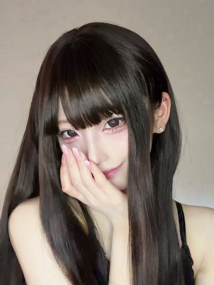Sakura___HS's tweet photo. アイドルがメロい女メイクやってみた🦋❤︎︎ https://t.co/k0rLnmhNuy