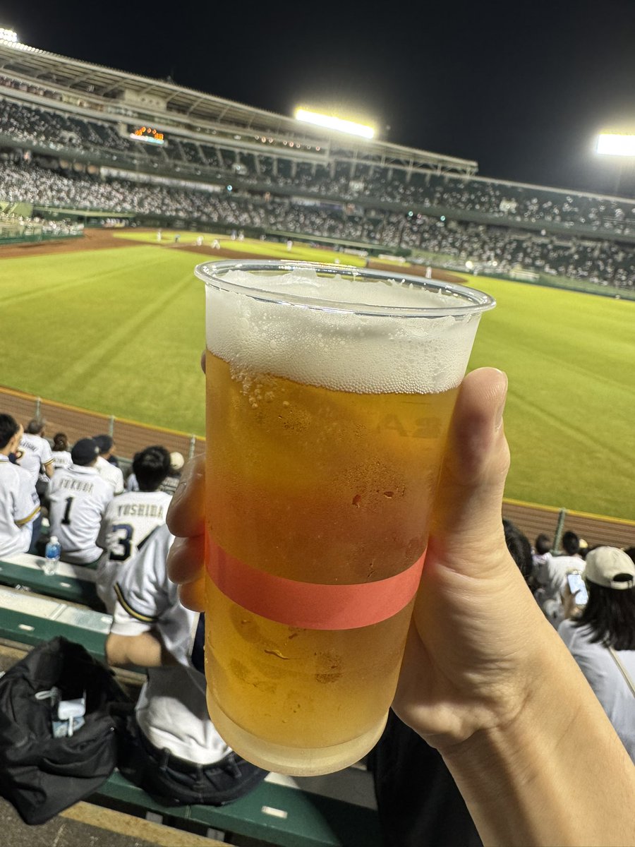 _sincerite's tweet photo. なんかまだ試合してるので痺れを切らしてこの時間からビール追加してしまいこれ https://t.co/OPxdimYAMe