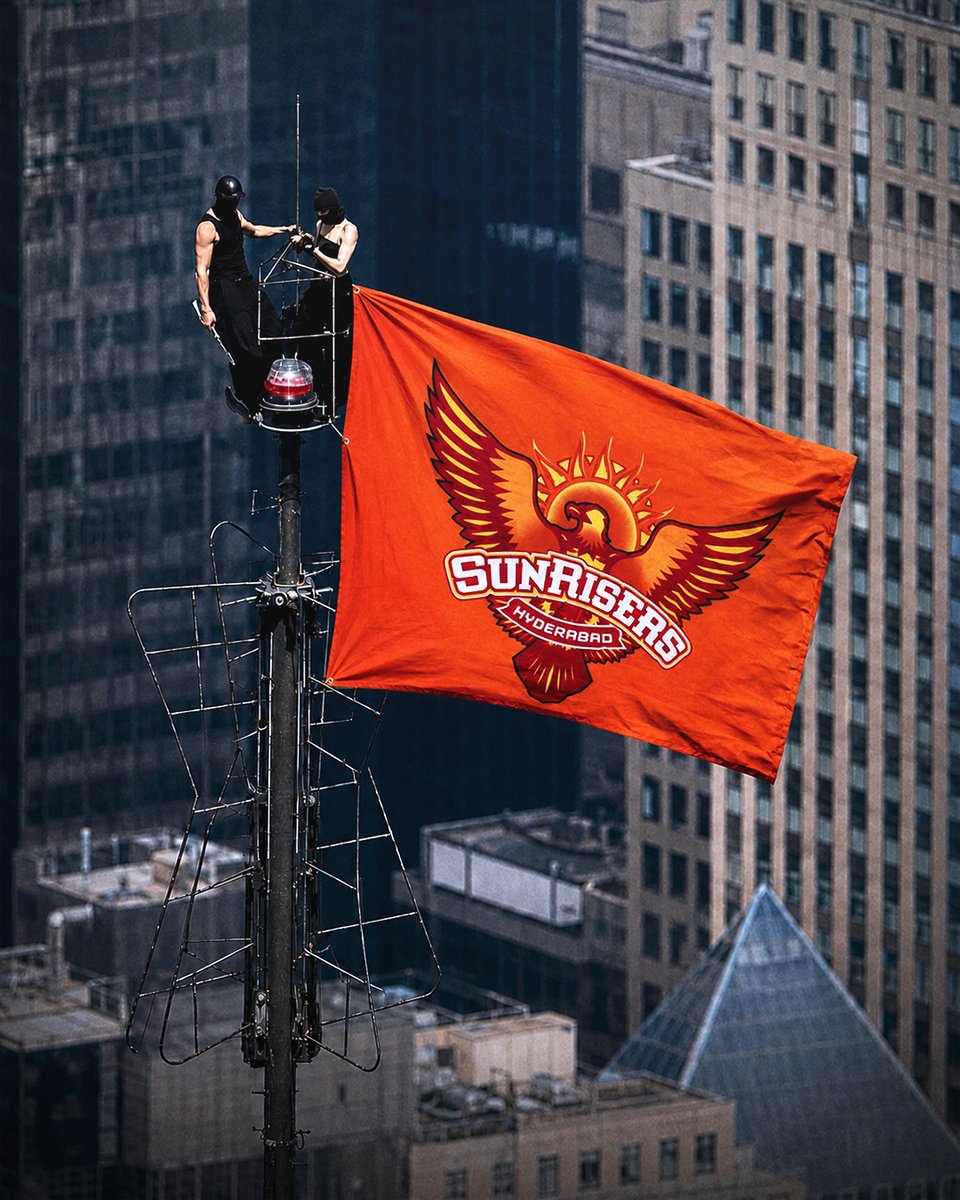 Bhargavexe's tweet photo. When love for the team is stronger than anything else, that's how high it flies.🧡🦅 https://t.co/TGXdumOJAN