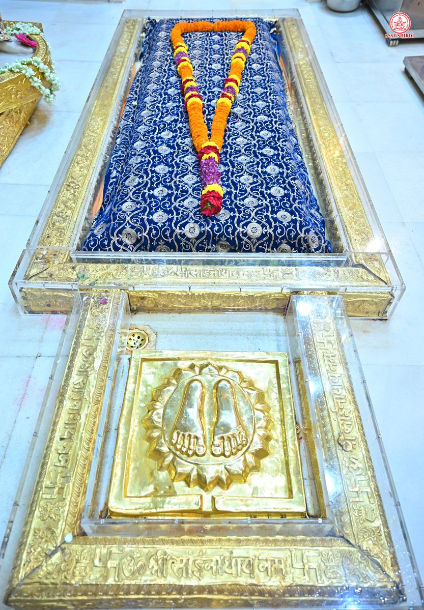 SSSTShirdi's tweet photo. *!! ॐ साई राम !!*
*श्री साईबाबा संस्थान विश्वस्त व्यवस्था,शिर्डी*
*!! ॐ Sai Ram !!*
*Shri Saibaba Sansthan Trust, Shirdi*
≈≈≈≈≈≈≈≈≈≈≈≈≈≈≈≈≈ 
*आरती :-धुपारती*
*शुक्रवार ०३ जुलै २०२६*  
*Aarti :-Dhooparti*
*Friday 03 July 2026* https://t.co/be1ej0ActV