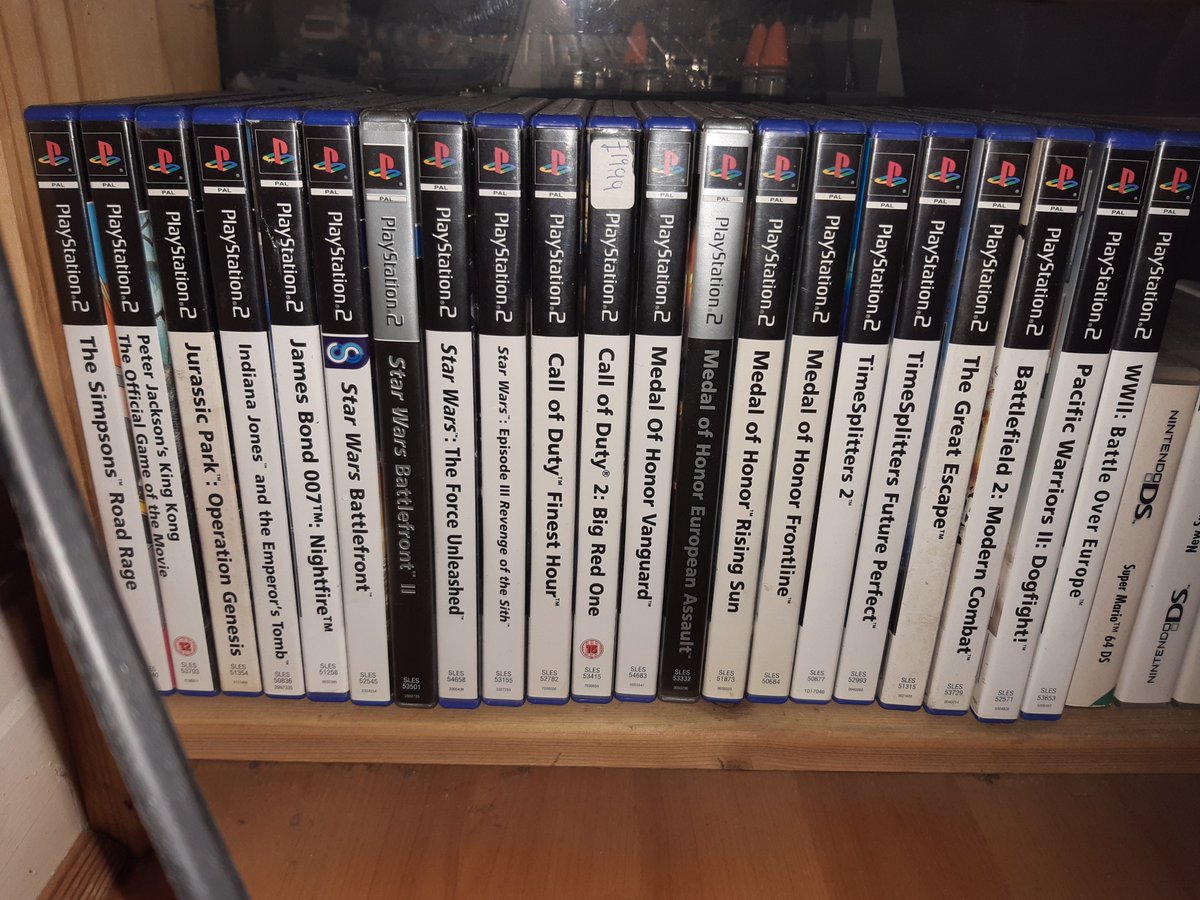 robcoopz1's tweet photo. Just wanted to say:

FUCK SONY, PHYSICAL MEDIA FOREVER! https://t.co/iZu6tW1iQZ