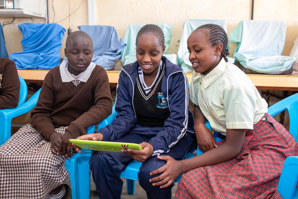 UNICEFKenya's tweet photo. Today, teams from @ICTAuthorityKE, @EduMinKenya &amp; @MoICTKenya joined @UNICEFKenya in Kajiado for a field mission on the Last Mile Connectivity of Schools project. 

Together, we’re bridging the digital divide by connecting schools to the internet with over 780 connected in Kenya. https://t.co/x9nrvtlhH2